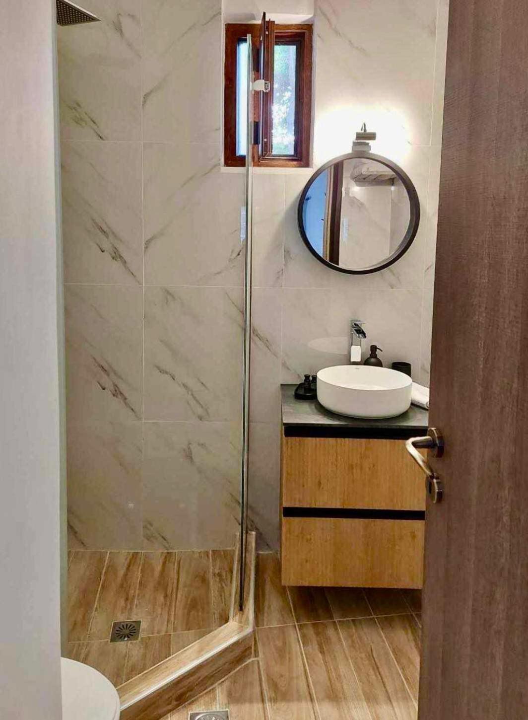 Utopia Suites 3 Aegina エクステリア 写真